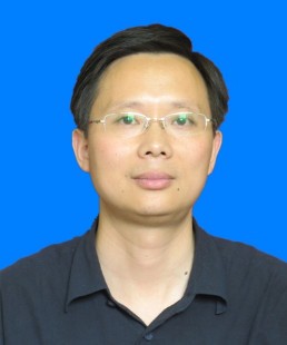 杨云子（蓝底图片）.jpg